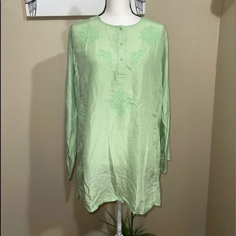 Victoria’s Secret 100% silk tunic floral euc